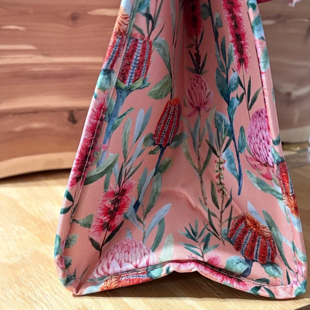 Banz Waratah Apricot Floral Insulated Lunch Tote Bag New